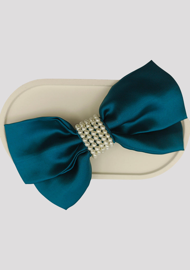 Pearl Bow Clip