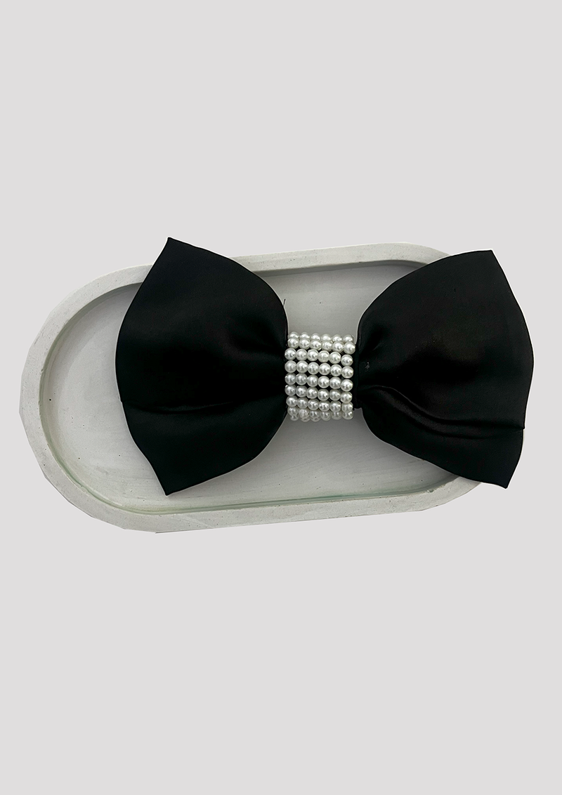 Pearl Bow Clip